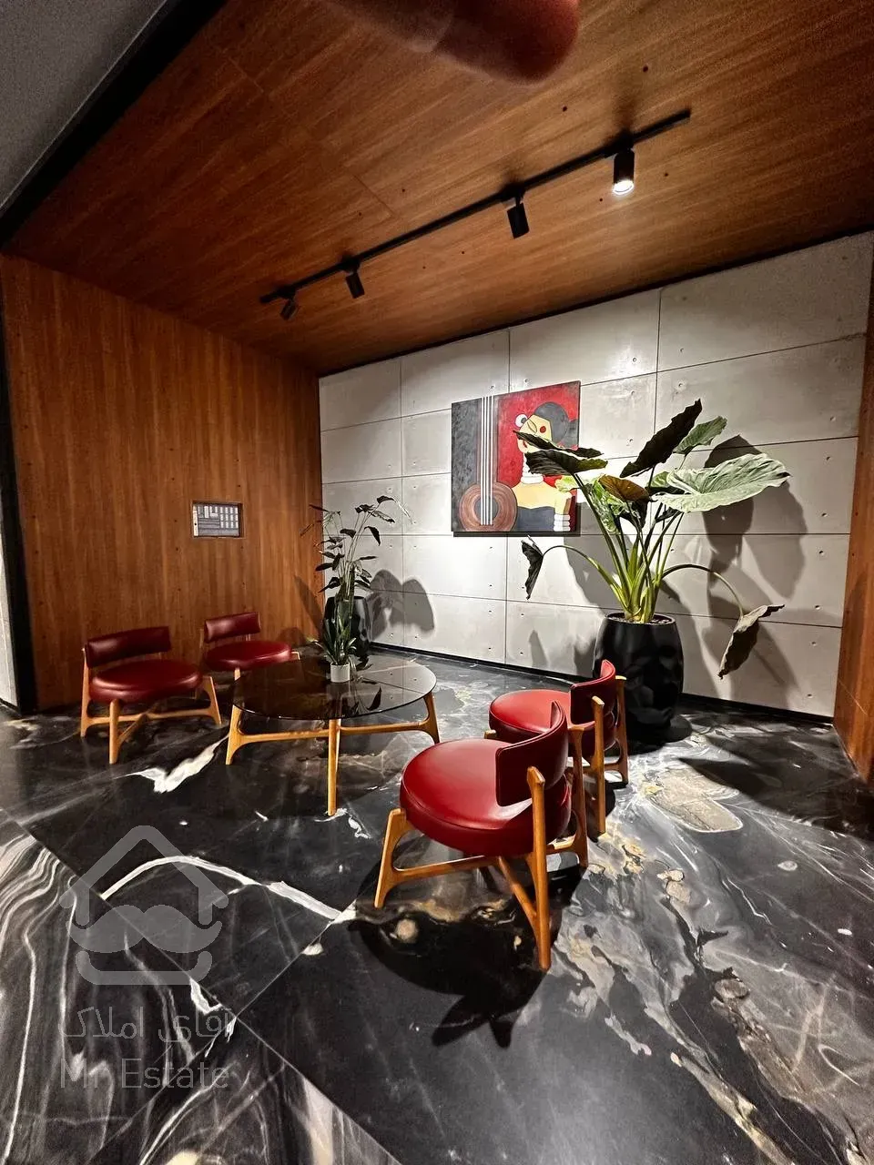 فروش آپارتمان ۱۲۰ متری نوساز ۲ خوابه نیاوران