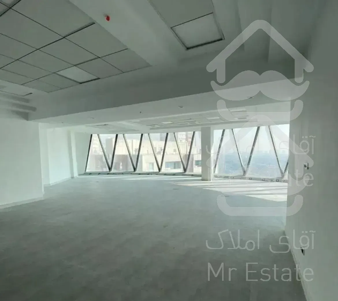 دریاچه چیتگر۱۸۵متر سند اداری/برند رزمال/نوساز/ویو