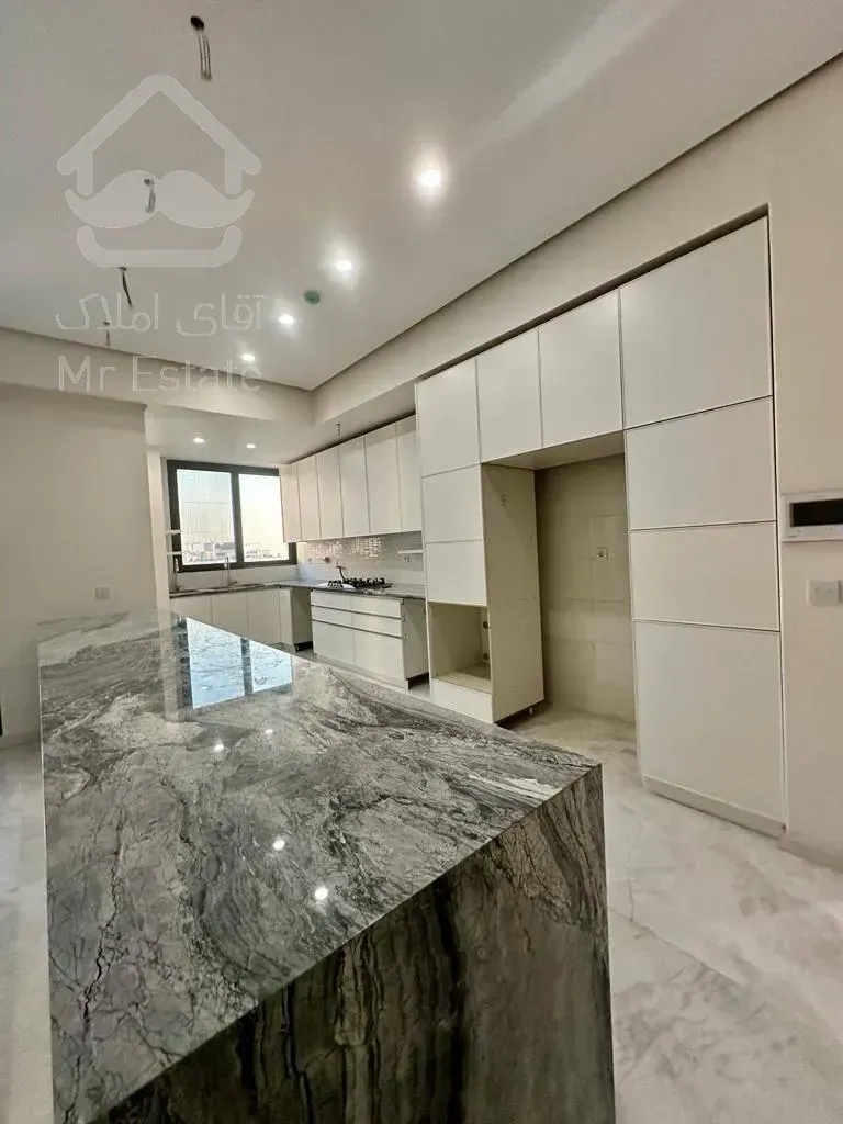 فروش اپارتمان 192 متری محمودیه