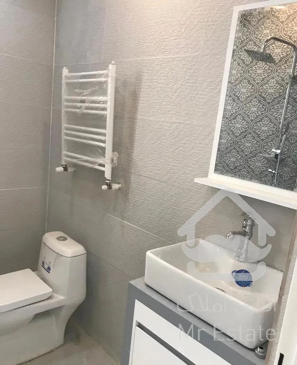 ١٠٠ متر نوسازفول سالن پرده خور(دوازدهم  نیروهوایی)