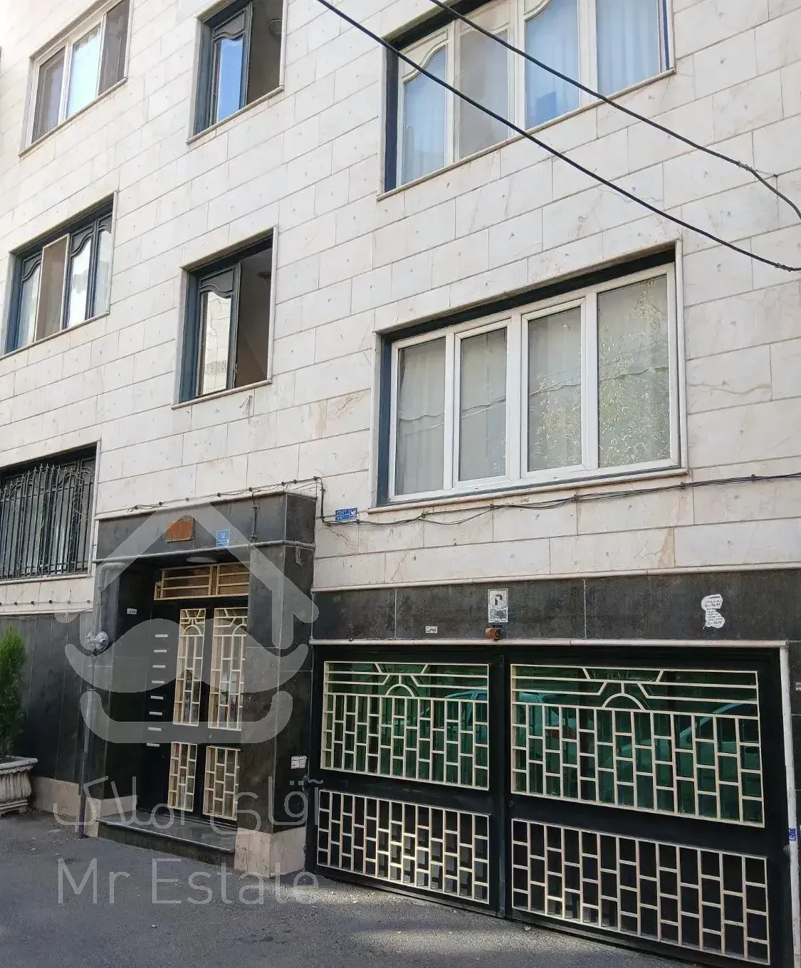 ۷۰ متر دوخواب خیابان دانشگاه جنوبی ۱۲ فروردین جنوب