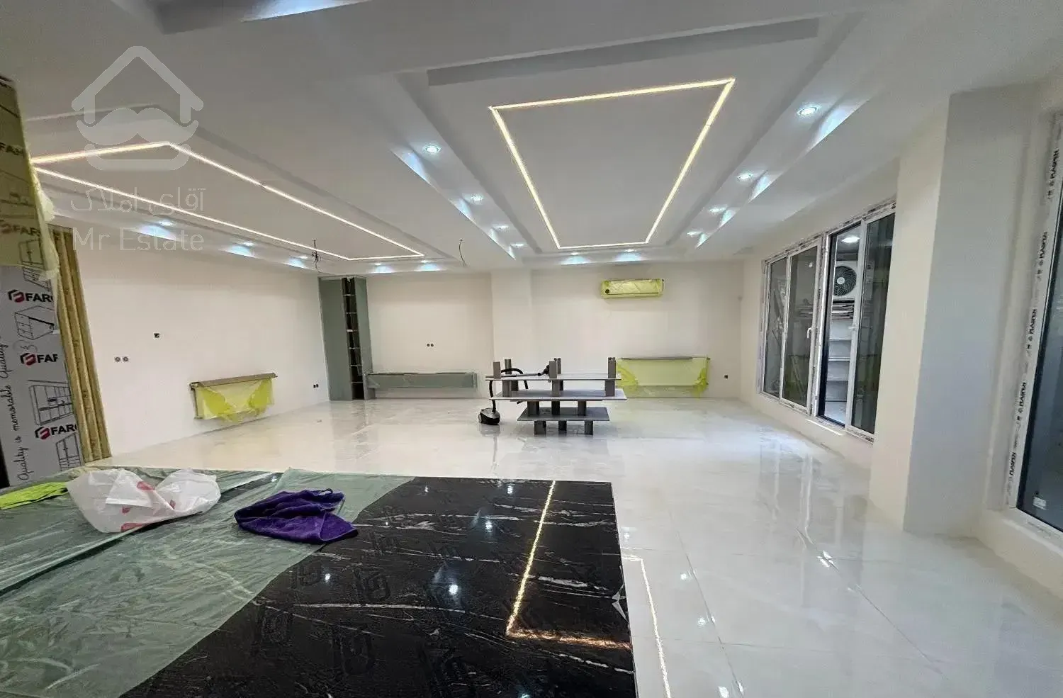 205متر/پنت/بر خیابان ولیعصر