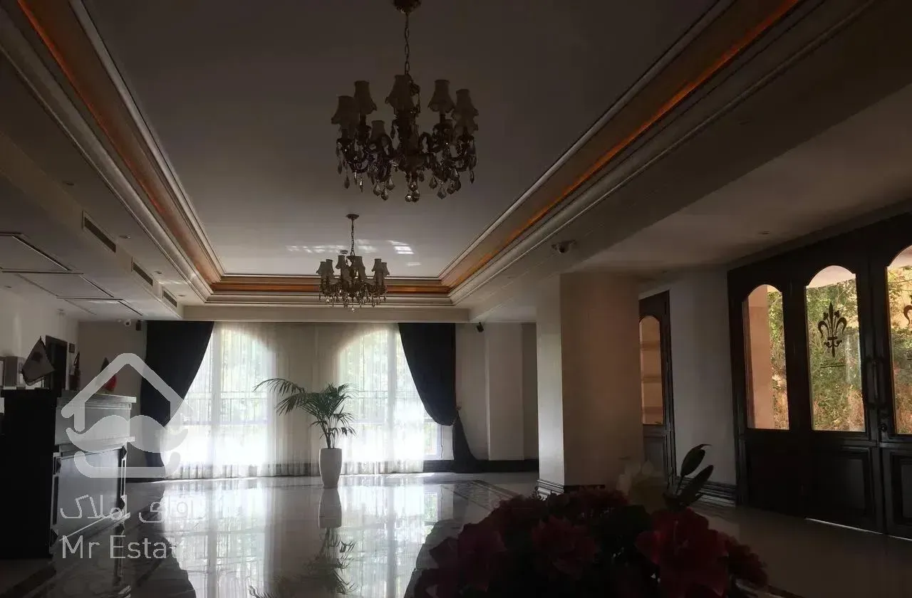 آپارتمان ۱۴۰ متری فول فرنیش واقع در زعفرانیه