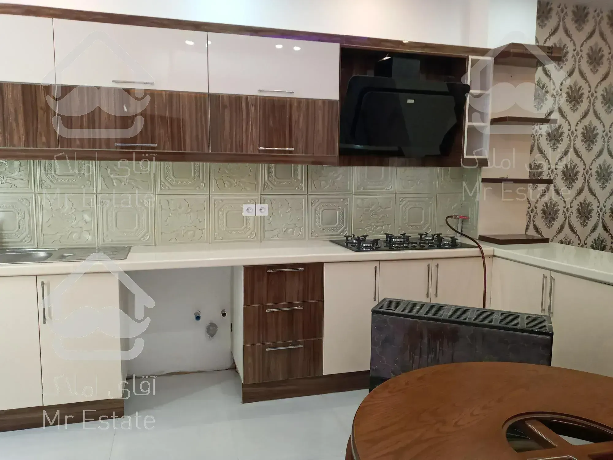 ویلا استخردار ومبله،دوبلکس،روبروی خانه دریا شهر سرخرود