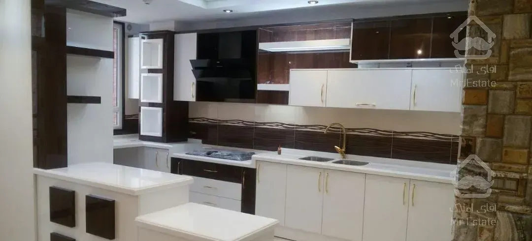 ۸۲متر پونک // کمالی // کلا ۱۰ واحد فول