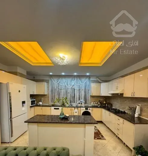 ۱۰۱ متر/ سند تک برگ/ شیک