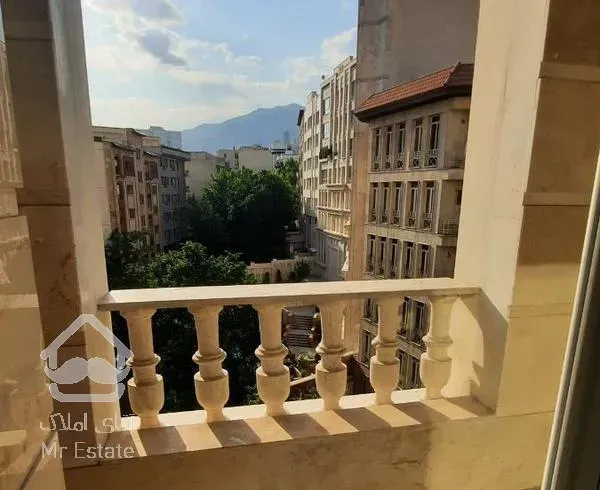 کامرانیه شمالی ۲۲۵متر ۳خ تک واحد ۵ساله کلیدنخورده