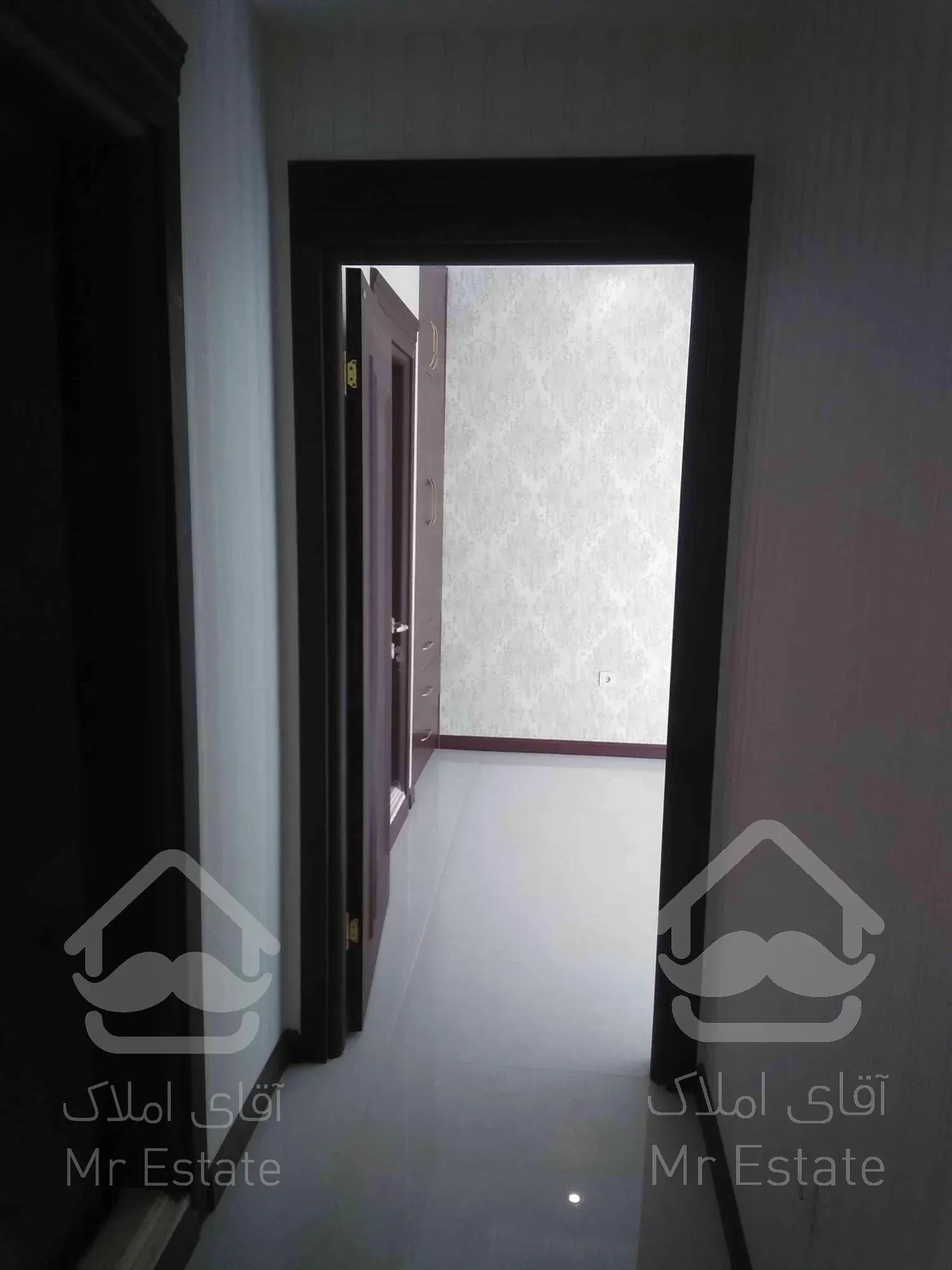 خرید  آپارتمان  سه خوابه صادقیه