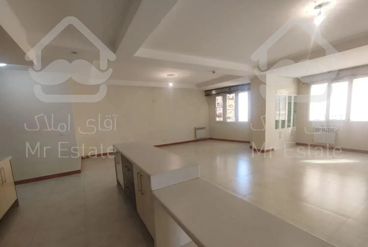 ۱۶۴ متر سه خواب/ مستر/ فول در دریاچه