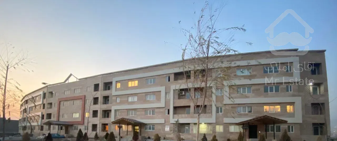 آپارتمان ۸۳ متری انتهای خیابان سپاه