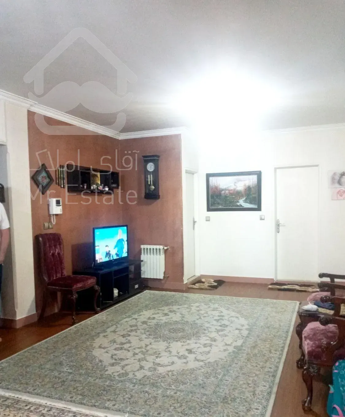 ۷۶ متری / خوش نقشه / حیاط مشجر