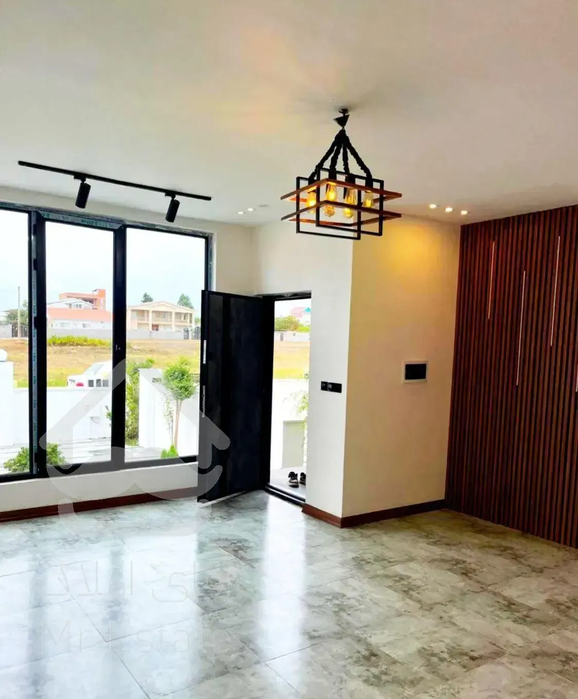 همکف ۱۷۰متر۲خواب نقلی/مناسب کارمندان سند۶دانگ