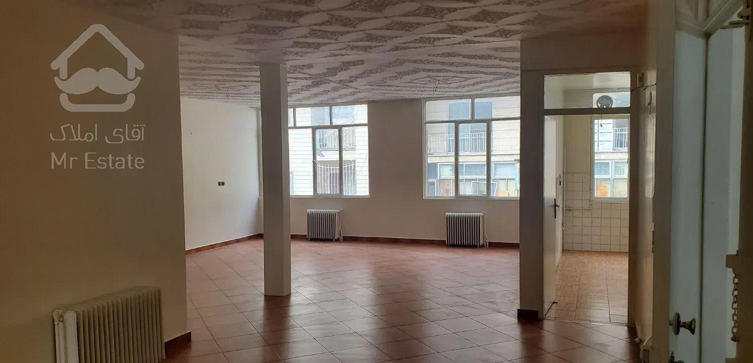 آپارتمان ، ۱۶۰ متر ۳ خواب قدیمی ، گیشا