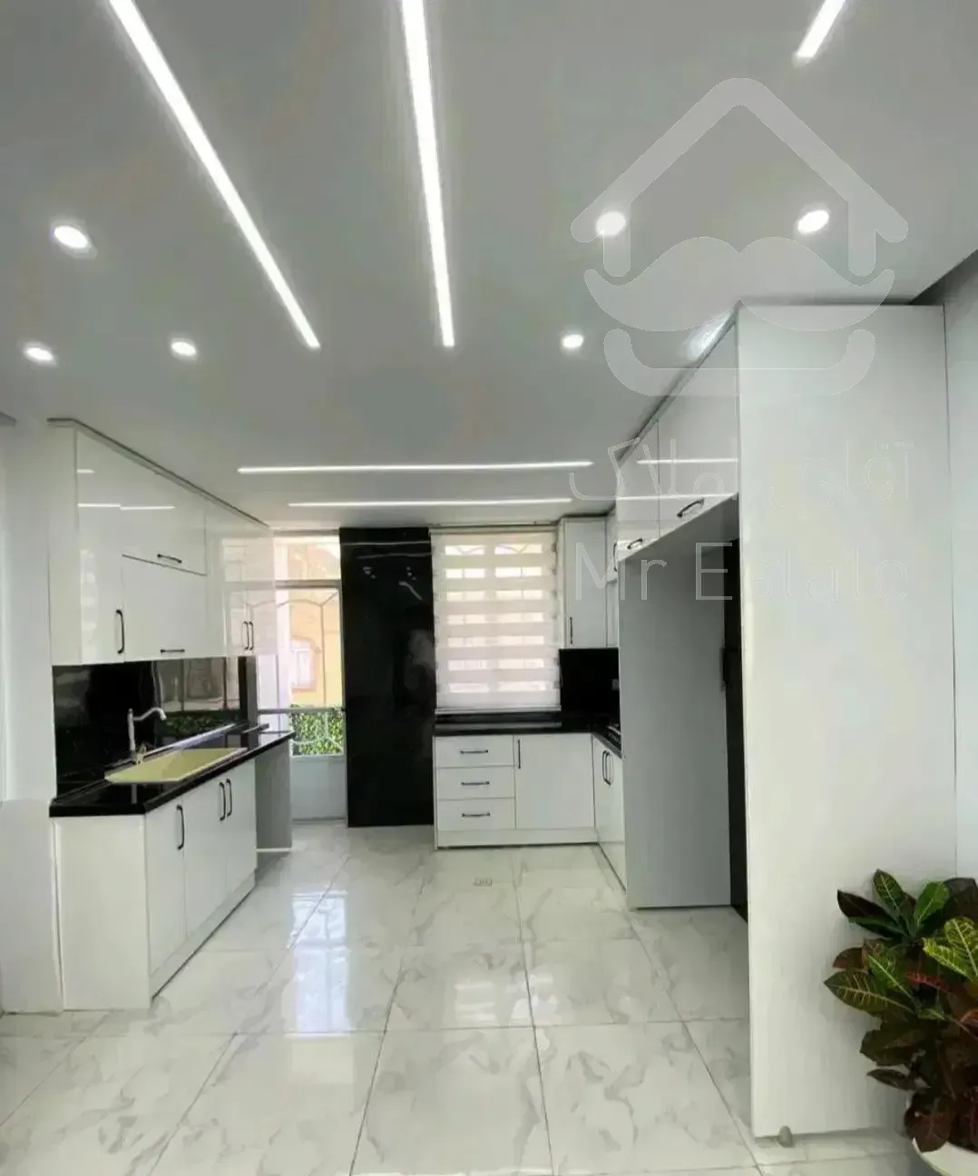 ۵۳ متری سرمایه گذاری با تضمین سودماهیانه۴۰۰میلیون