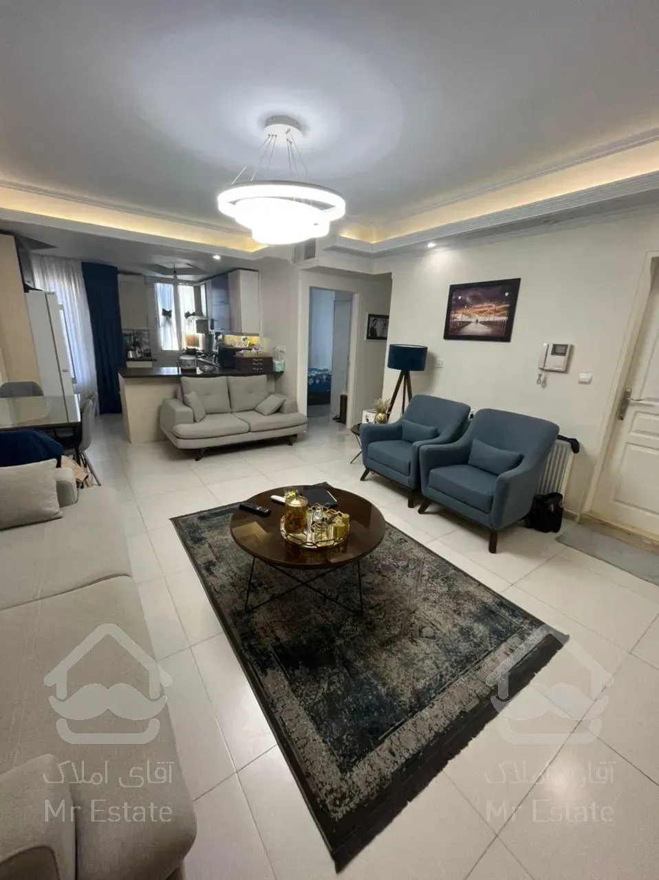 ۵۵ متر شمال بیمه فول امکانات رو به آفتاب