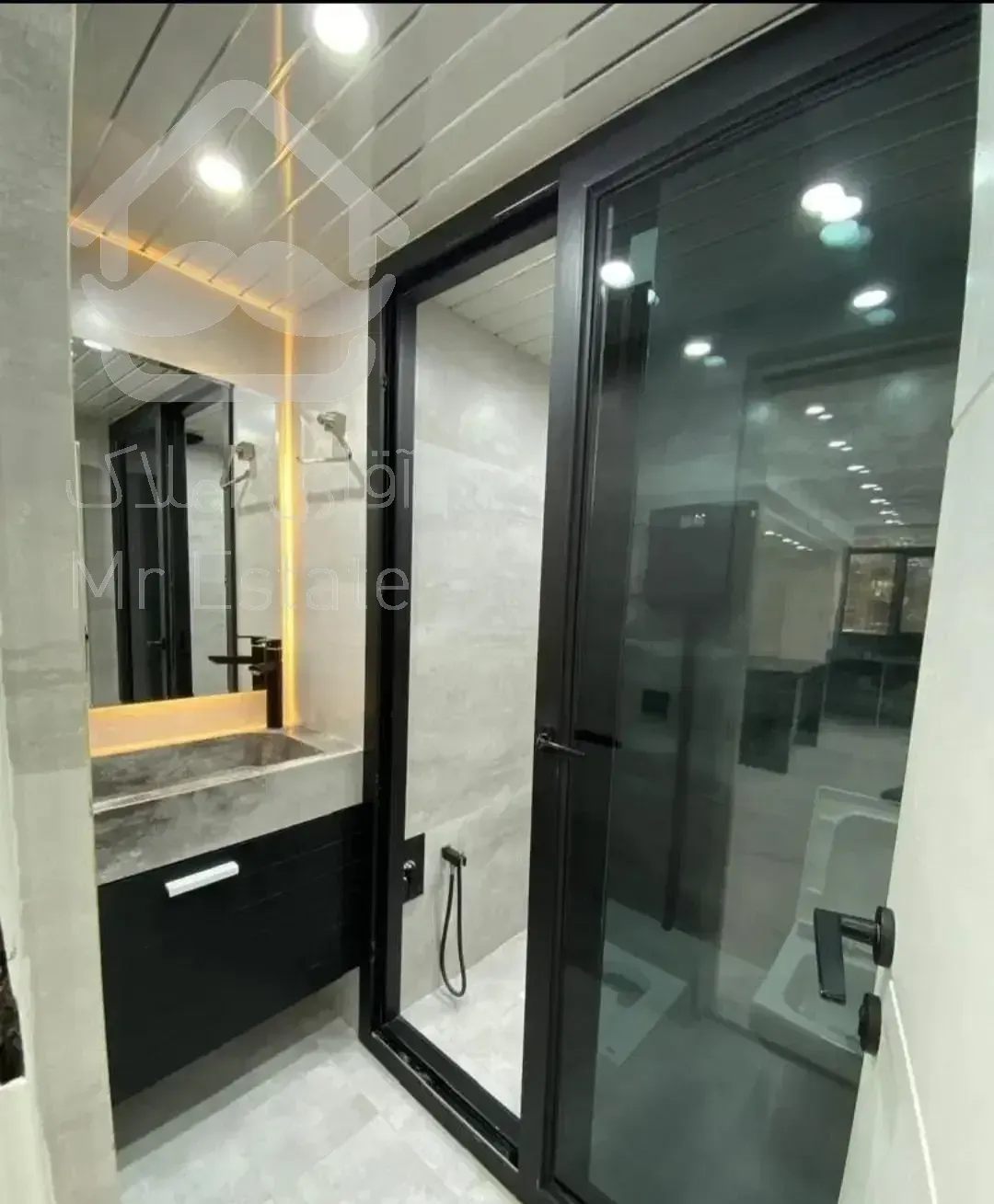 310مترآپارتمان طبقه 5