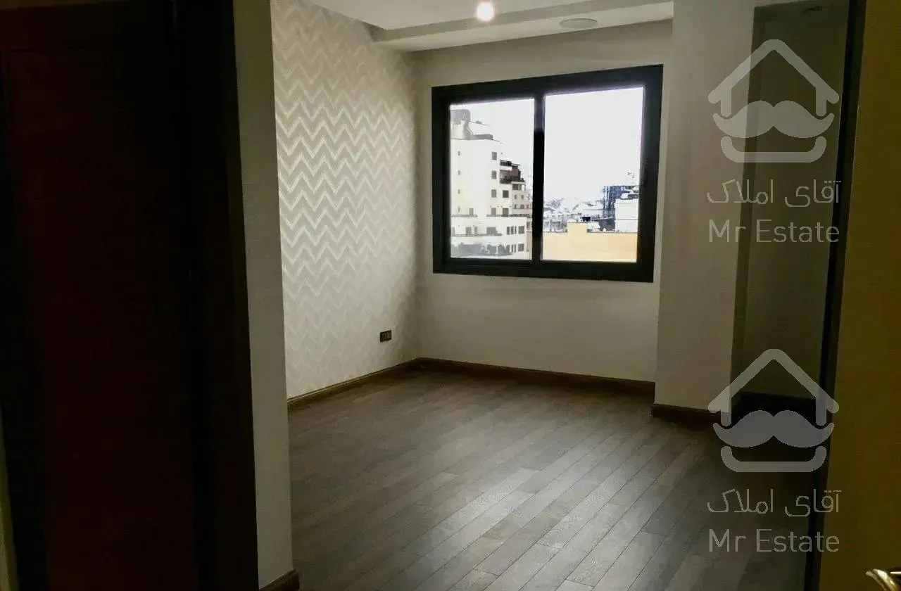 زعفرانیه ١٨٥ متر/فول امکانات/تراس قابل چیدمان