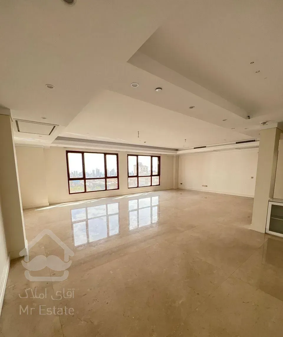 ۳۳۰متر آپارتمان/فول مشاعات آبی/تاپ لوکیشن