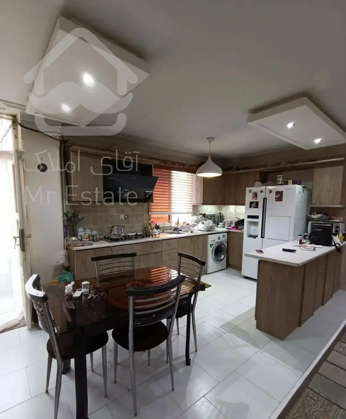 ۸۵متر/نیکمرام/پارکینگ اختصاصی/اسپیلت