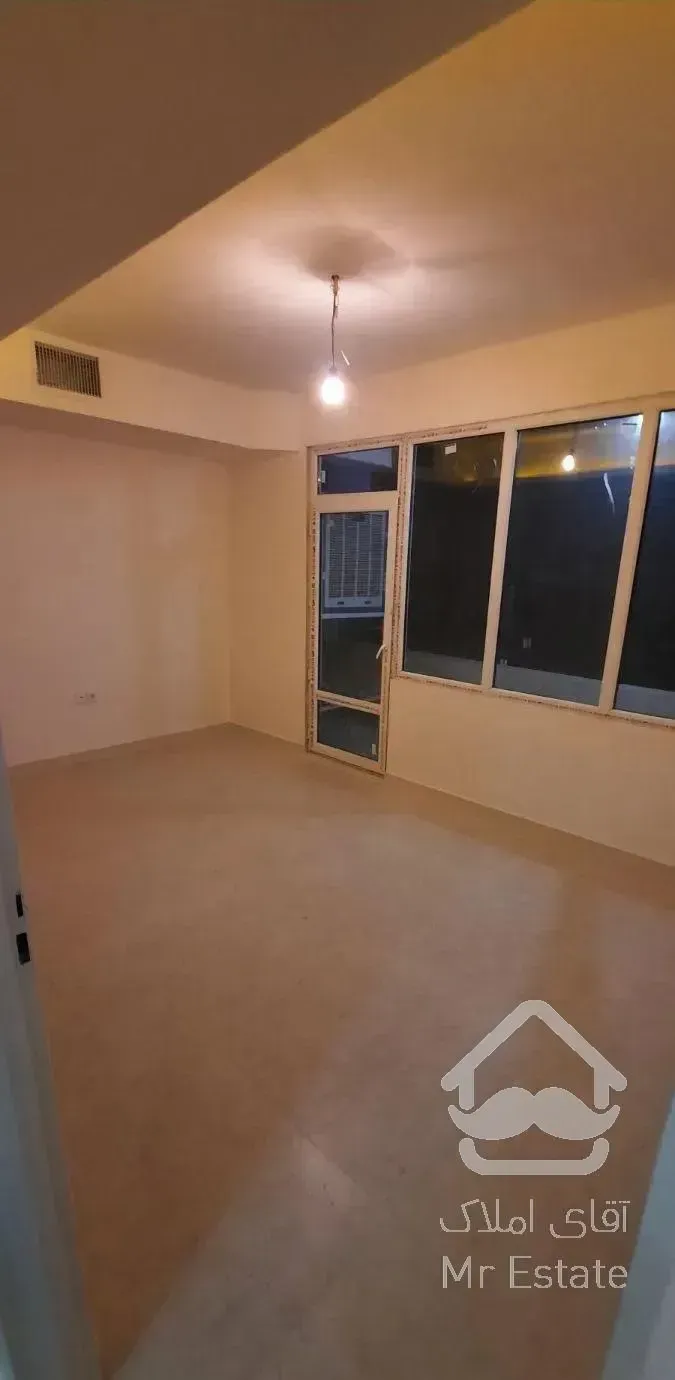 آپارتمان ۲۲۰ متر نوساز