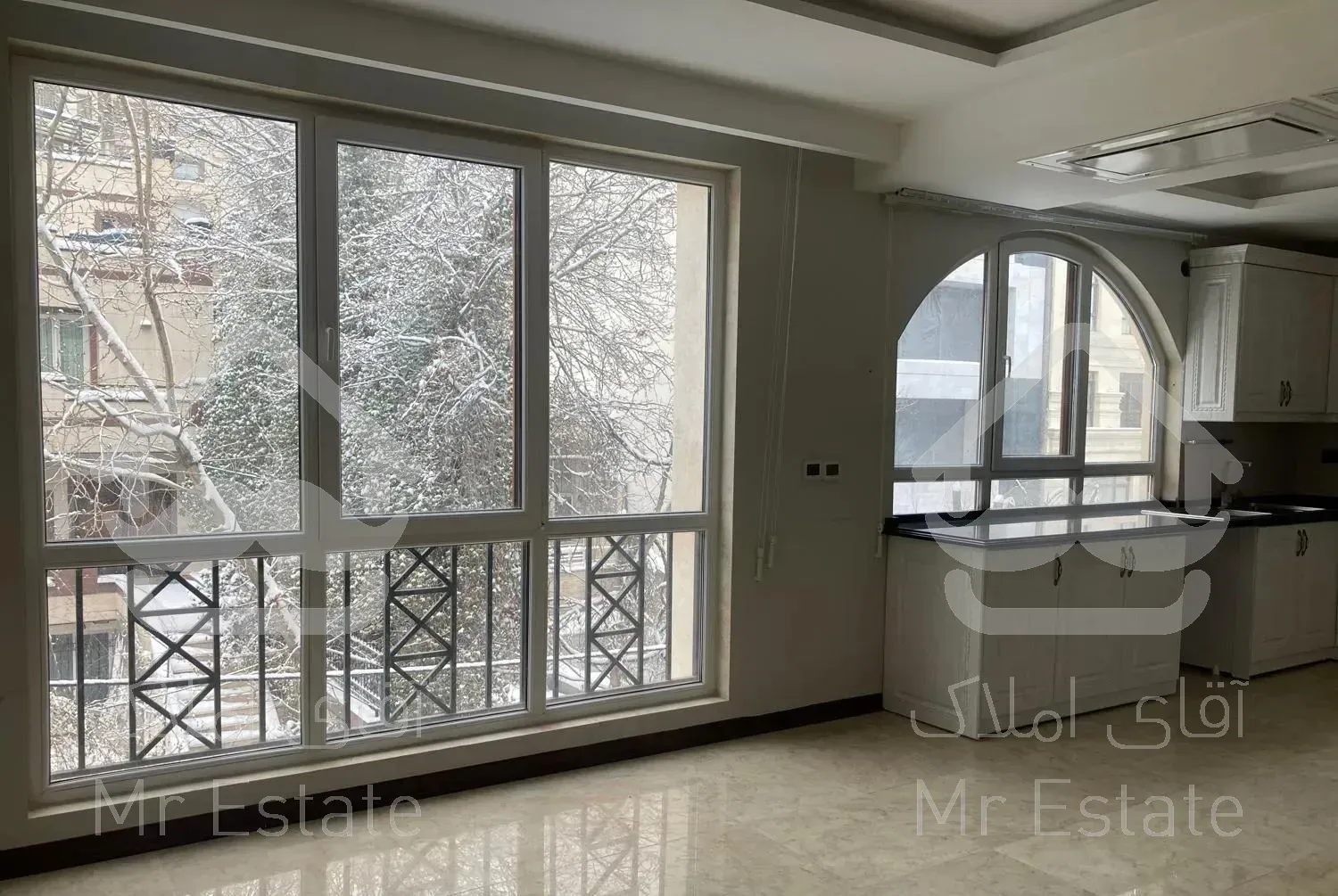 نیاوران۱۶۰ متر ۳خ ۳ساله ۲پارکینگ