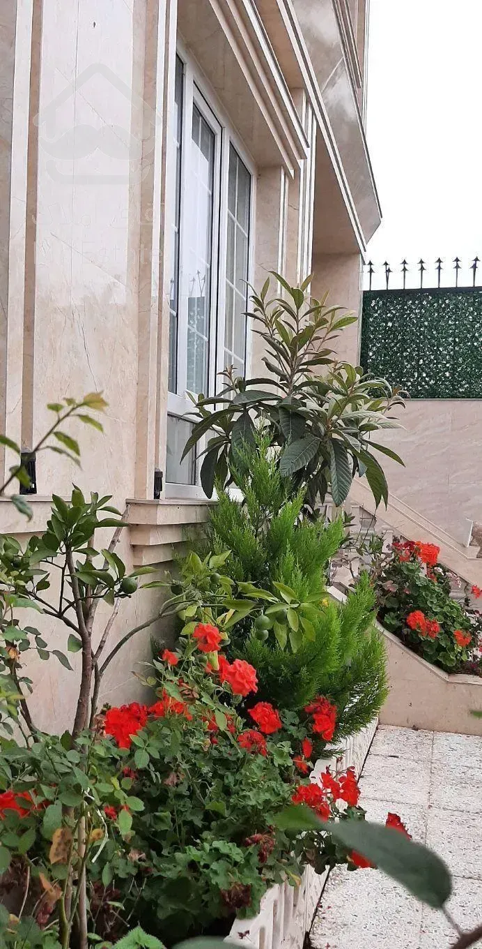 ویلا دوبلکس استخردار سند تک برگ