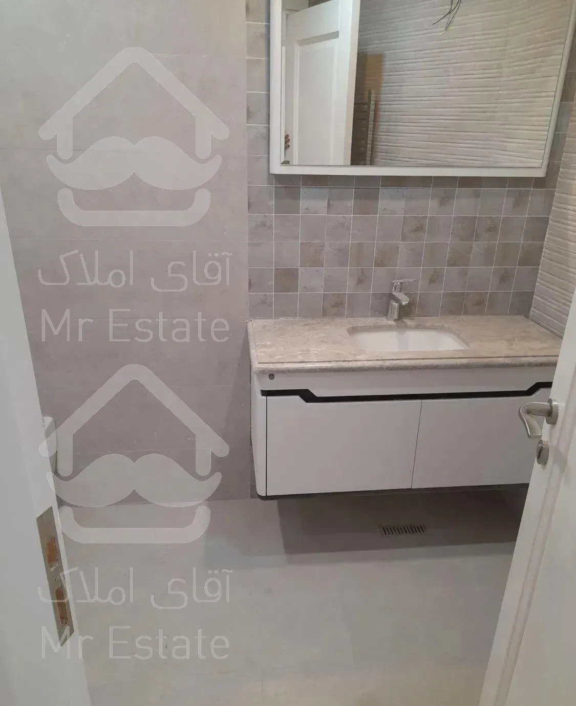 آپارتمان ۷۹ متر دو خوابه