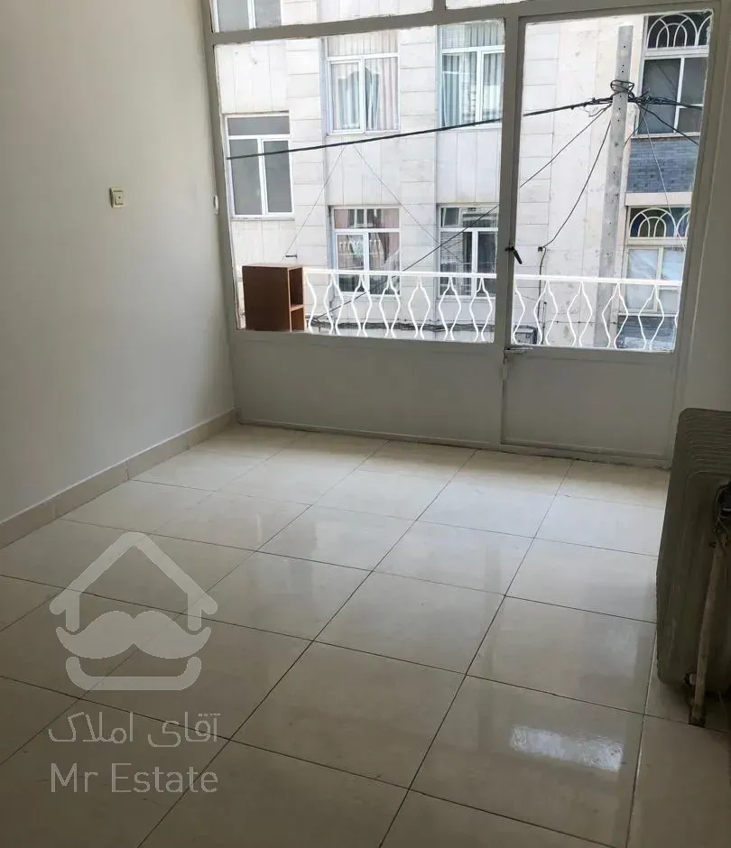 آپارتمان ۹۱ متری دو خواب با پارکینگ و تک واحدی