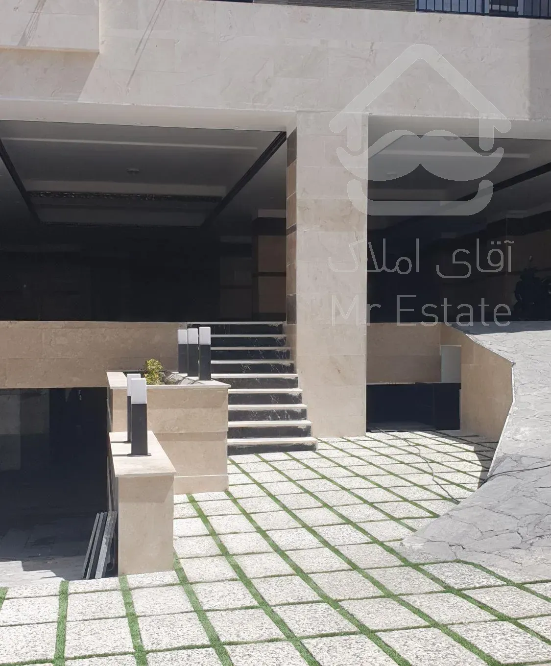 110 متر/ نوساز/ کلید نخورده /دو خواب/ فول امکانات