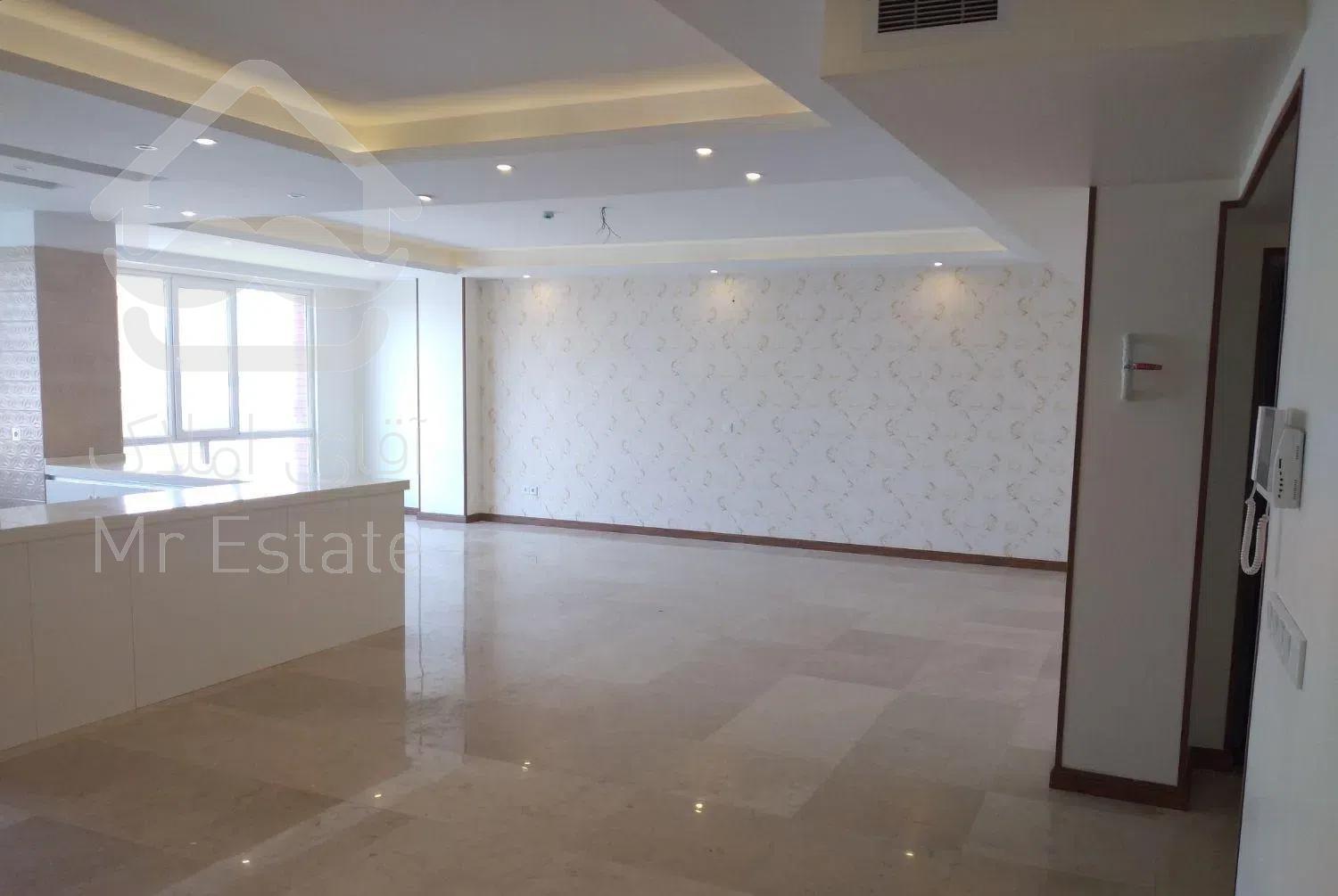 ۱۳۰ متر همایونشهر سه خواب