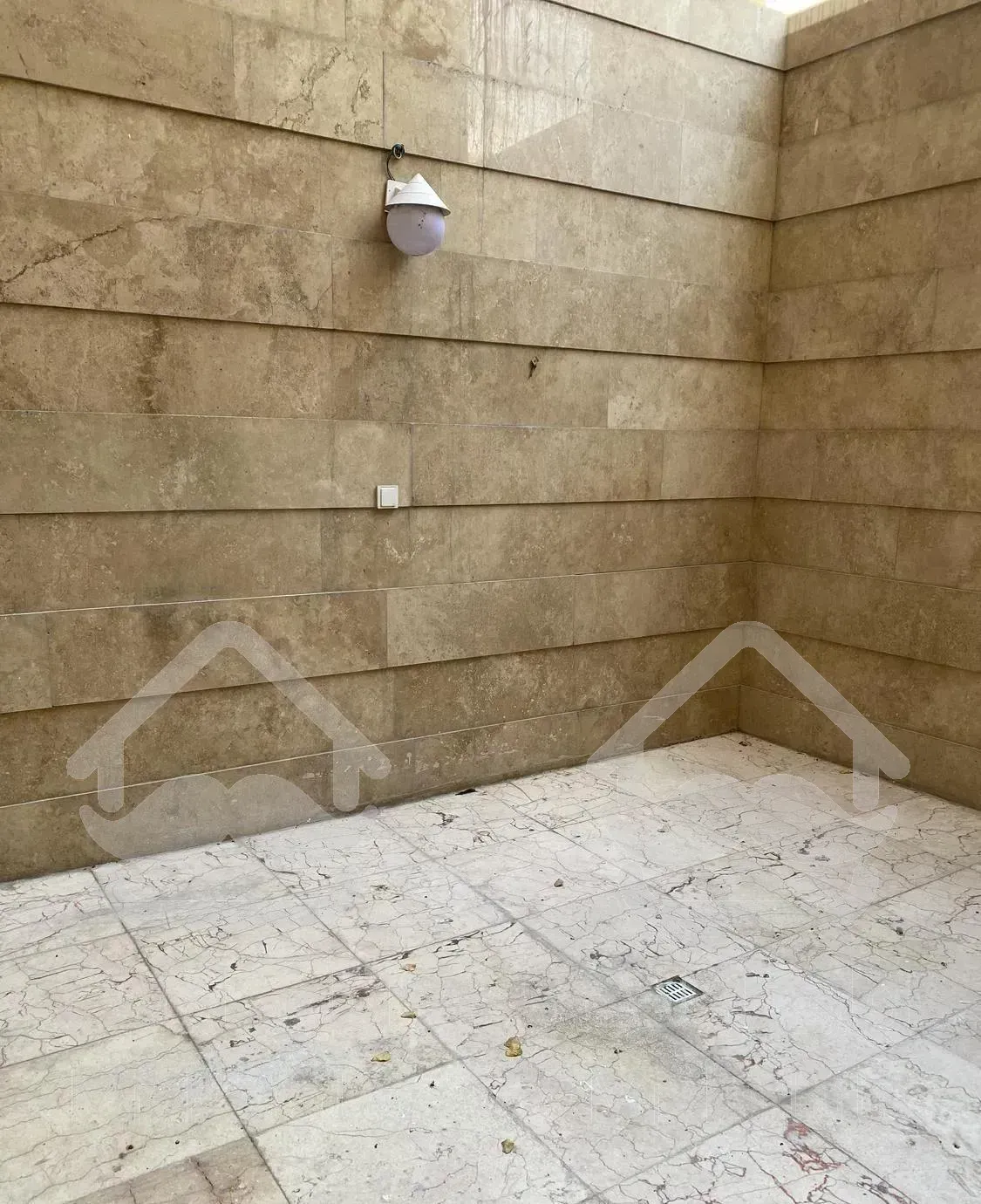 آپارتمان ۱۱۰ متری دونبش