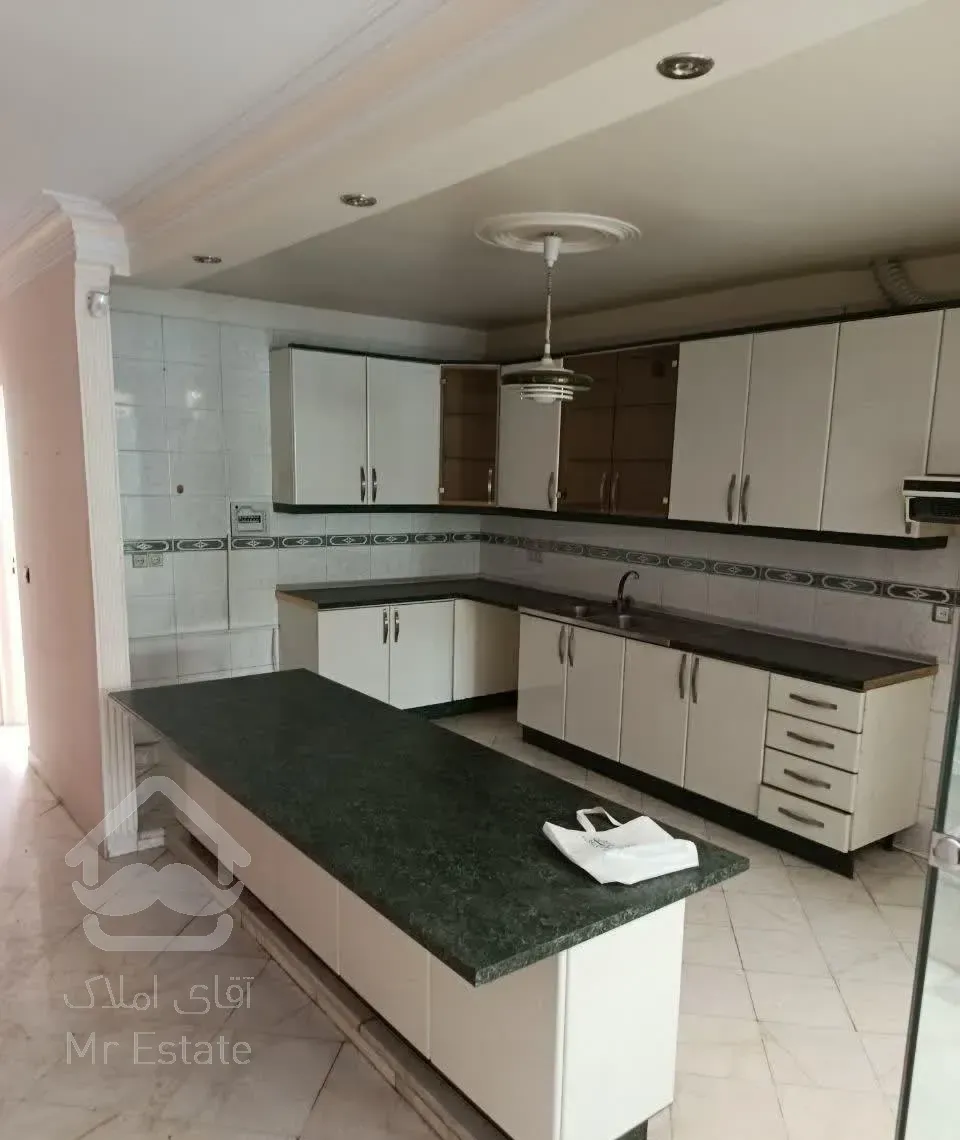 اجاره آپارتمان ۱۴۵ متری ۳ خوابه طبقه ۱ در آشتیانی