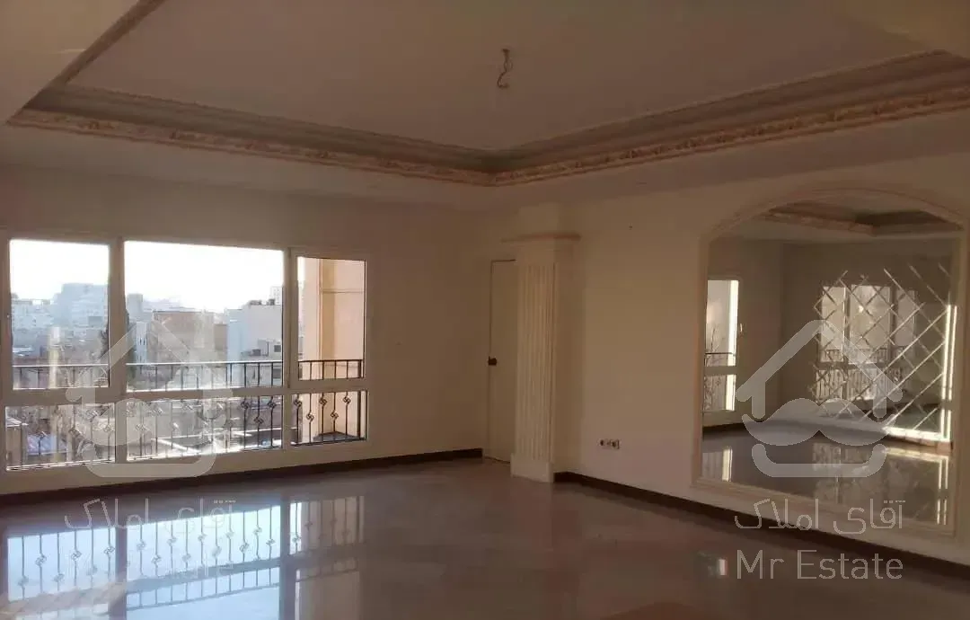 اجاره آپارتمان ۲۲۰متر سه خوابه ویو مشجر طبقه آخر