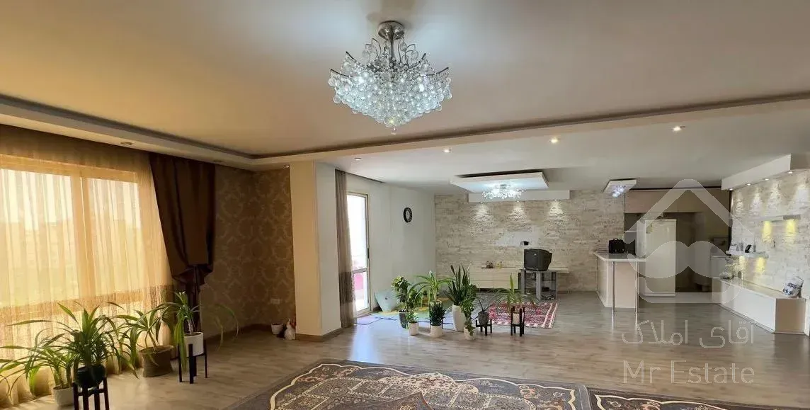 فروش ۱۸۶متر سه خواب/خوش قیمت/مرجان