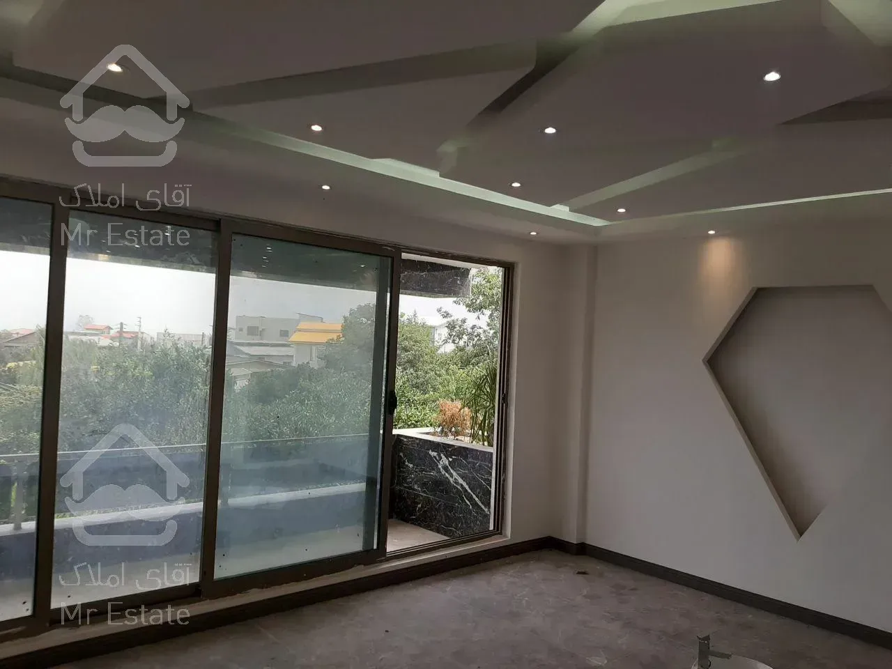 ٥٥٠ متر ويلا تريپلكس با روف ويوي ابدي كوه و جنگل