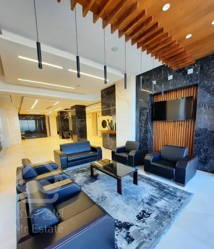 برج نیلی پالاس