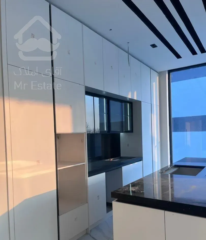 102متر / 2دوخواب / نیاوران / چشم انداز بی نظیر