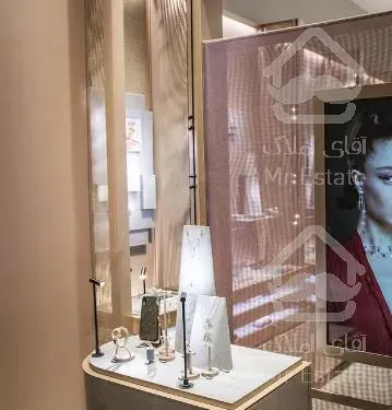 فرحزاد 15 متر مغازه بدلیجات بالاتر از میدان