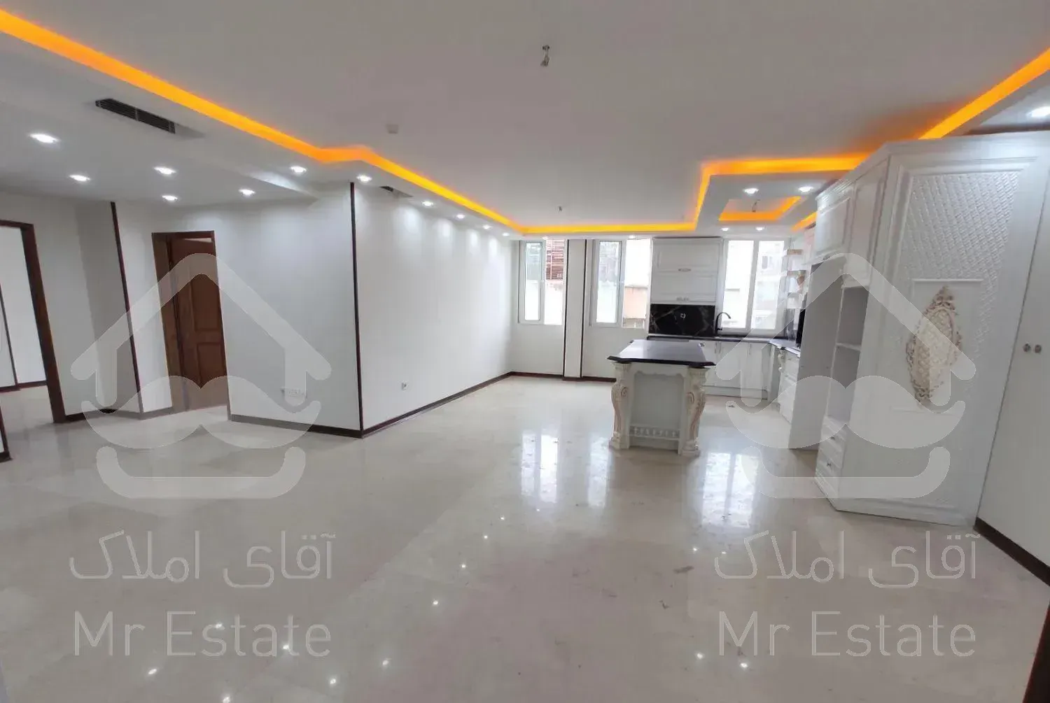 ونک ۱۱۰ متر ۲ خواب/ نوساز کلید نخورده/ طبقه آخر