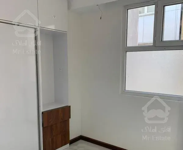 105 متر پونک / سه خواب / کلید نخورده /نفت