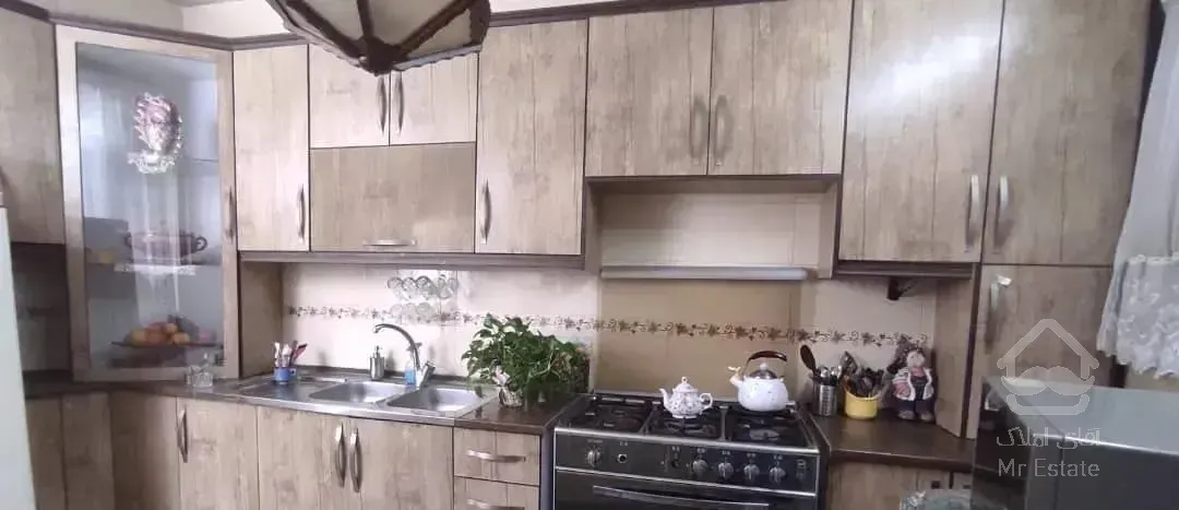 ۱۳۰متردانشگاه،لبافی نژاد،نقاشی شده،تکواحد