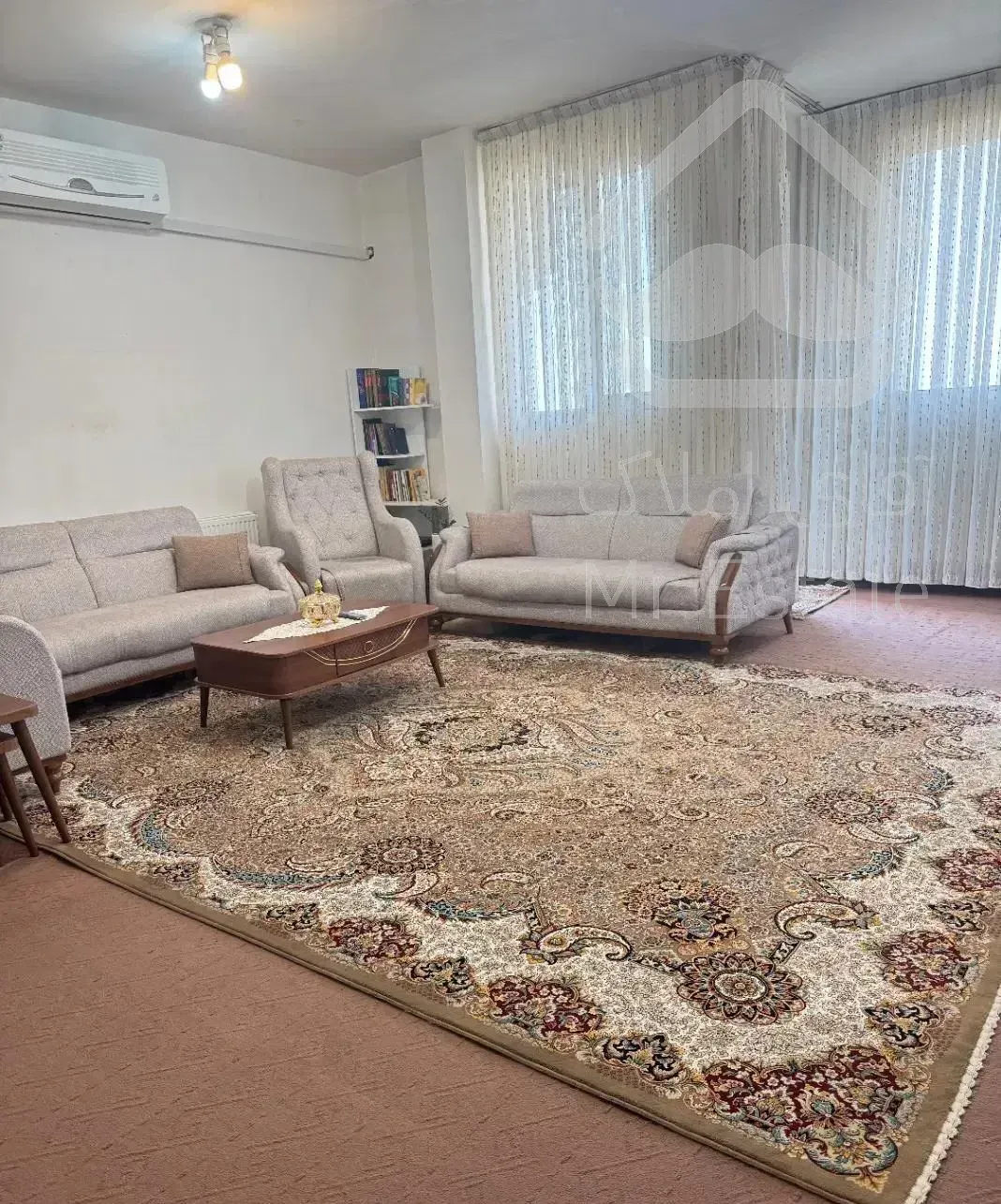 آ‌وارتمان ۱۰۵متری جنوبی