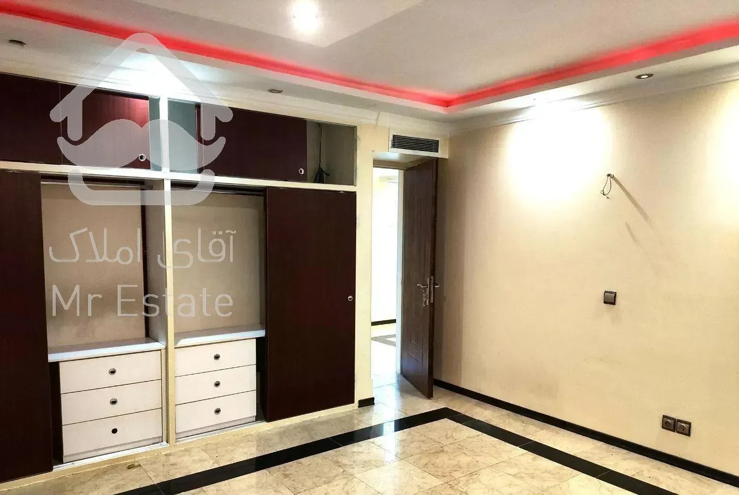 جردن/ولیعصر ۱۴۰متر ۲خواب