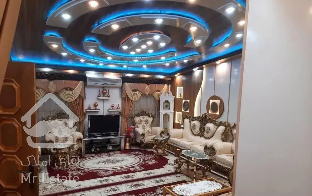 ۲۰۰ متر دوبلکس/شیک/سه خواب/خ تهران