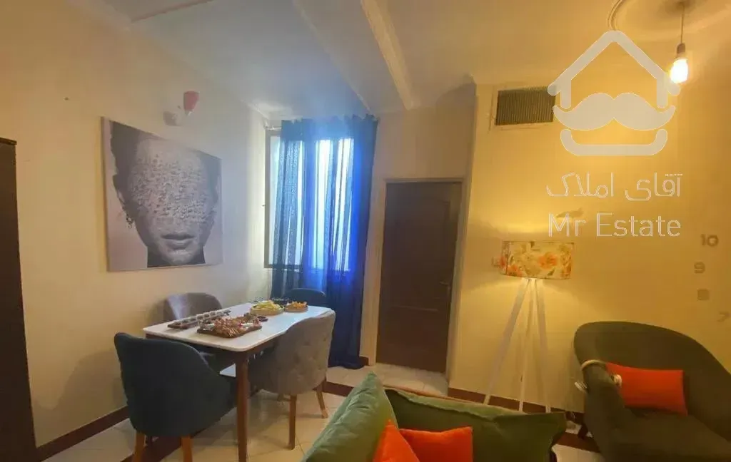 ۹۳ متر / ۲ خوابه/ فول امکانات/ ویو دار