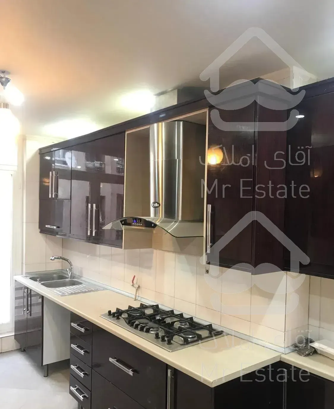 اپارتمان ۱۵۰متری۳خ گیشا