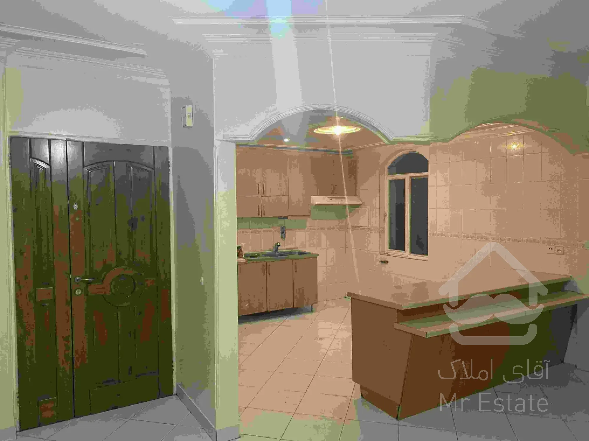 آپارتمان، ۱۱۴ متری دوخوابه