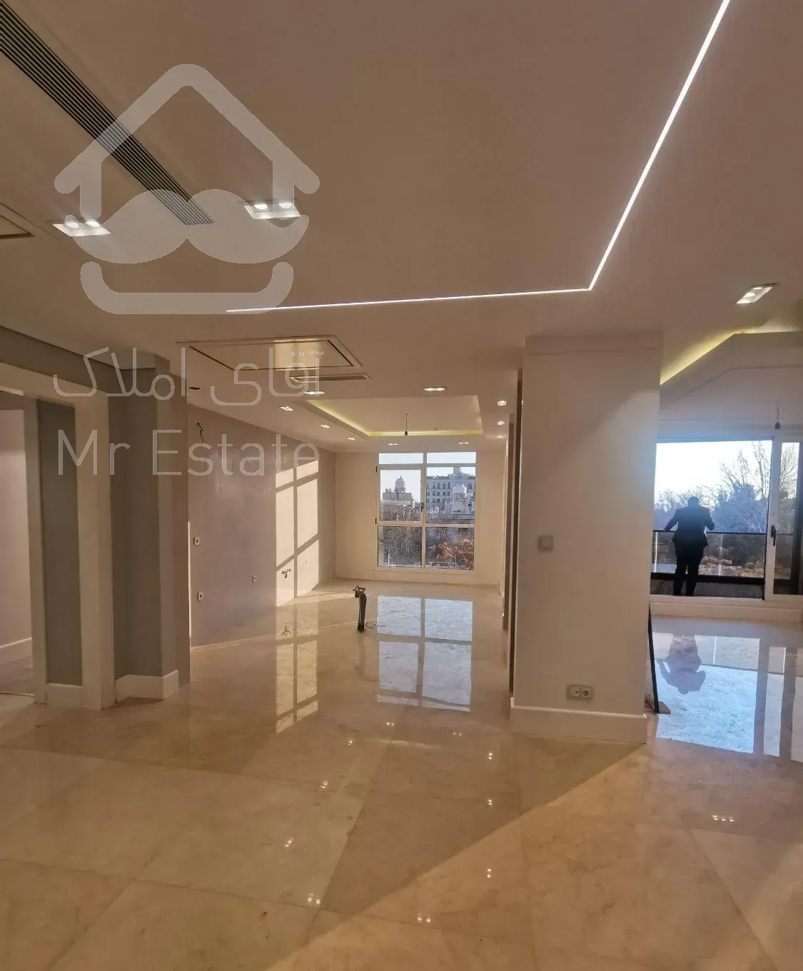 نیاوران،بوکان/۲۳۲متر۳خوابه/تک واحدی/فول مشاعات