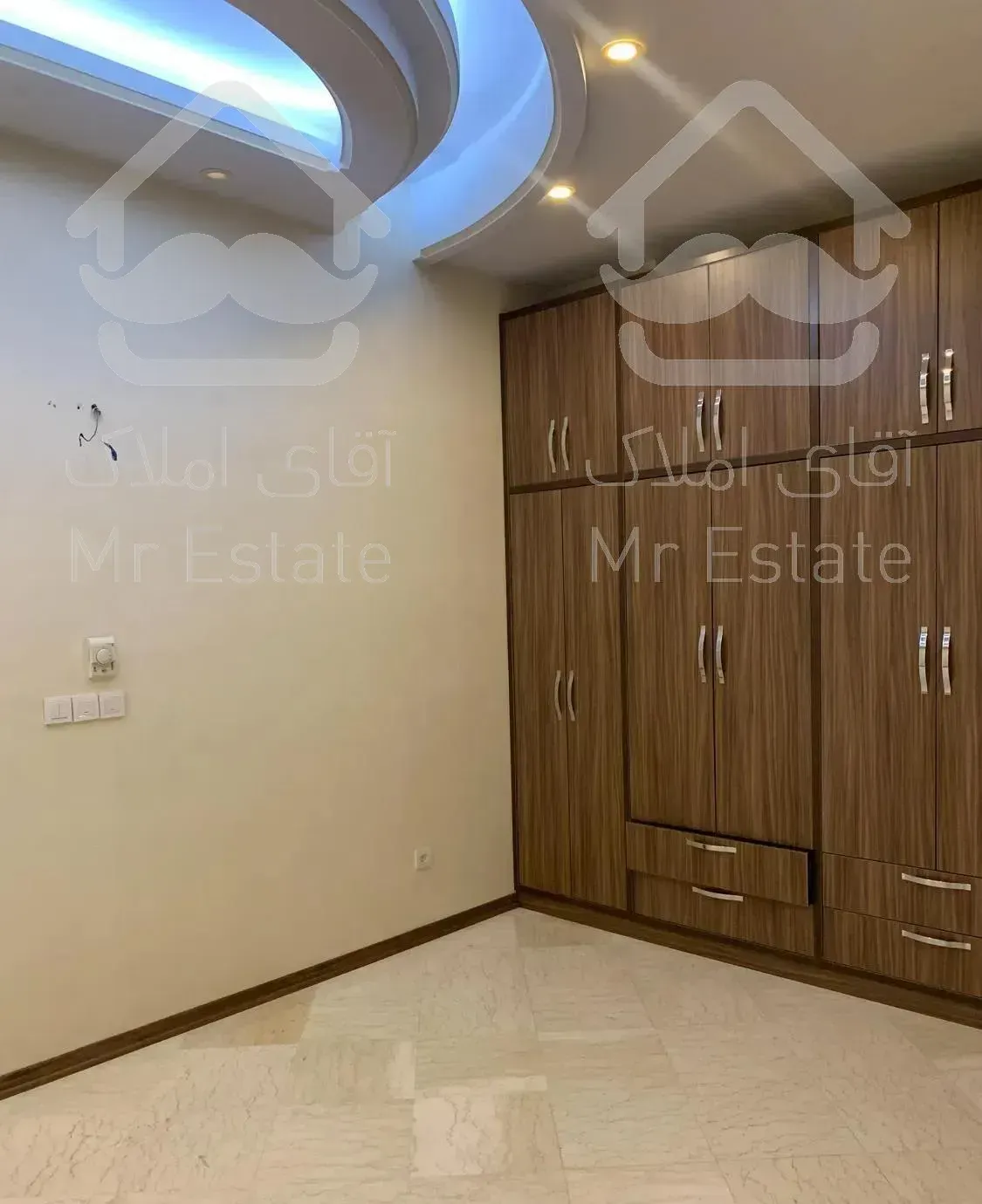 ١٣٥ متر/٣خواب/خوش نقشه/نور جنوب/نوساز