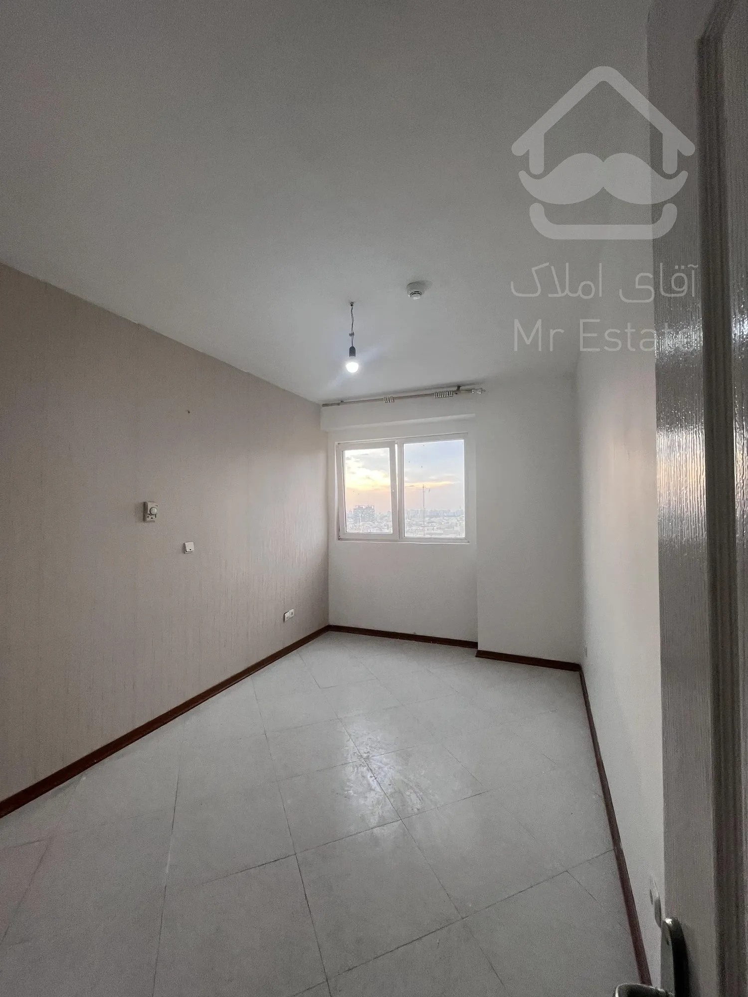 ۸۰متر۲خواب فول نور مستقیم